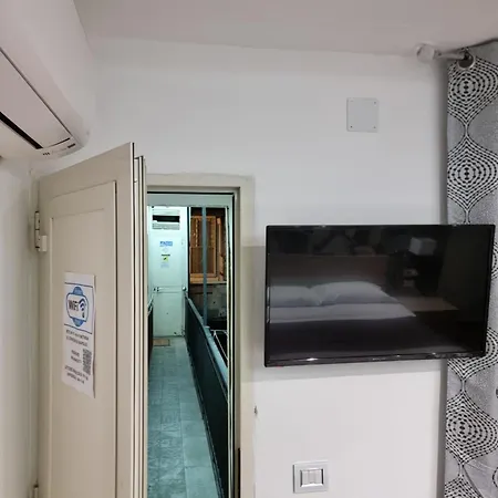 فندق مبيت وإفطار El Corazon De Napoles, Centro Historico