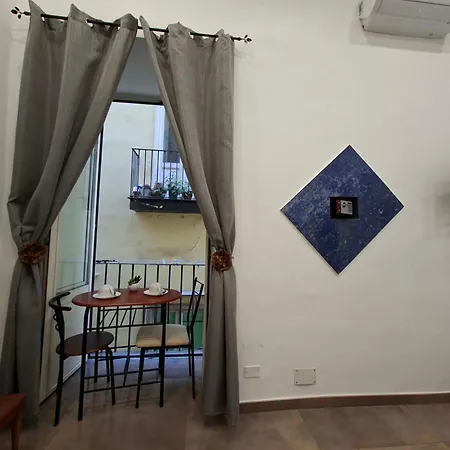 El Corazon De Napoles, Elegante Nel Centro Storico Di Отель типа 
