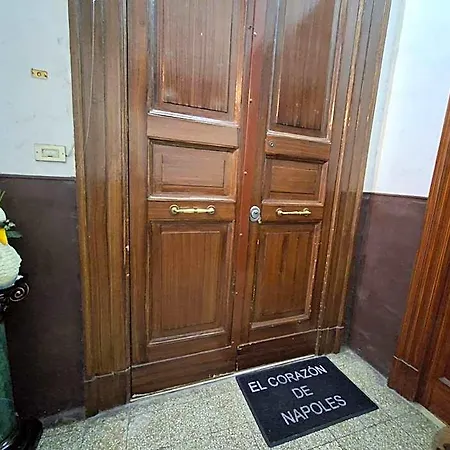 El Corazon De Napoles, Elegante Nel Centro Storico Di 4* Neapol