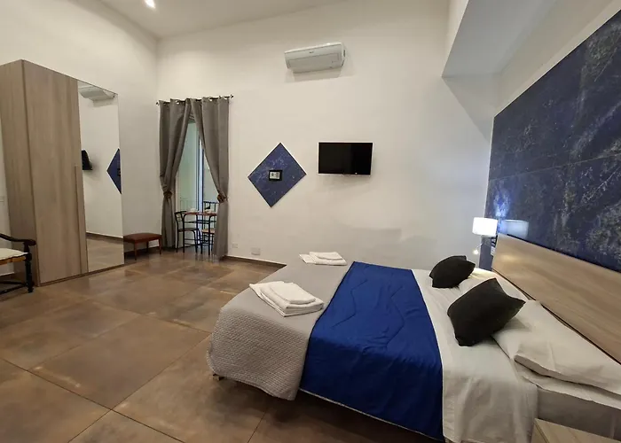 El Corazon De Napoles, Centro Històrico Bed & Breakfast 4*