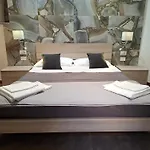 El Corazon De Napoles, Elegante Nel Centro Storico Di 4*